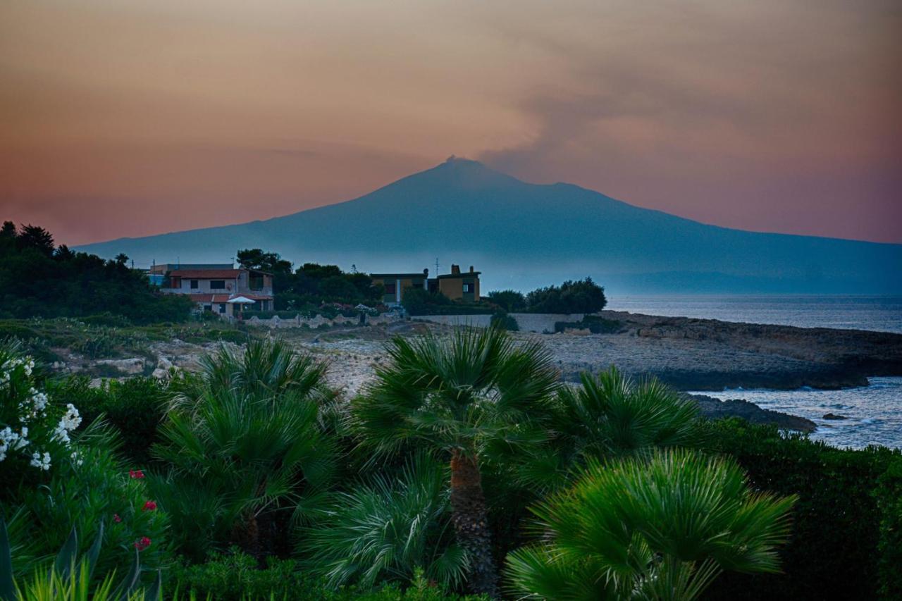 La Casa In Riva Al Mare Villa Augusta Exteriör bild