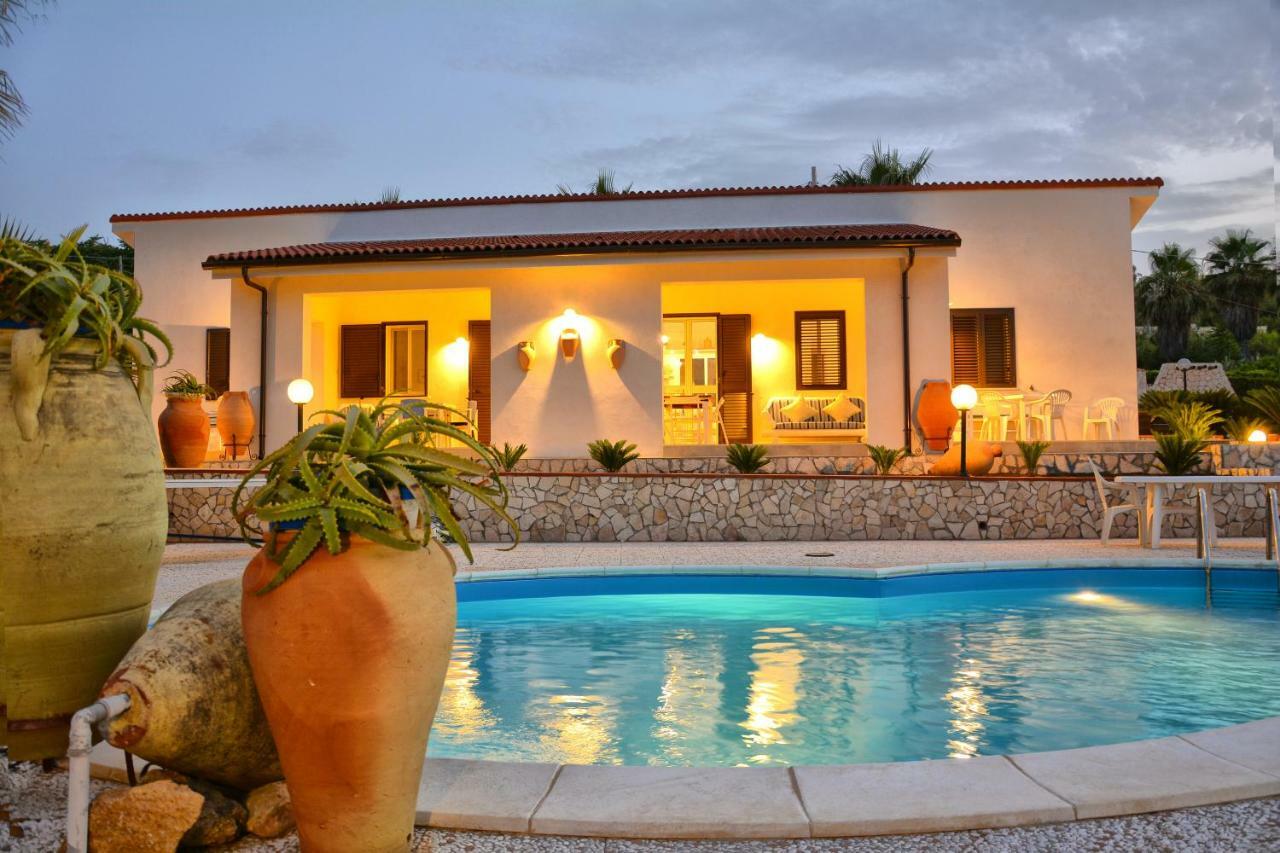 La Casa In Riva Al Mare Villa Augusta Exteriör bild